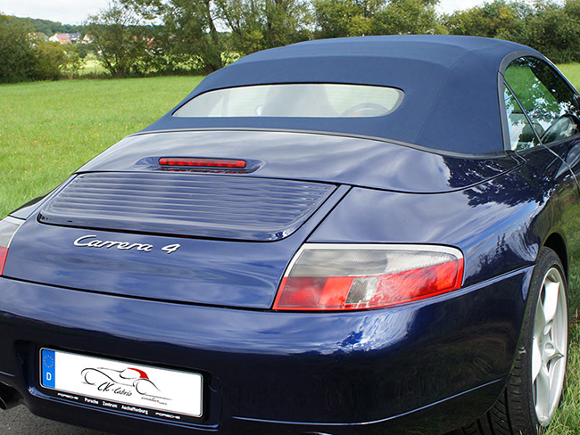 Rear view: Porsche 911 996 Cabriolet with the CURRUS® SPEEDSTER-STYLE convertible top